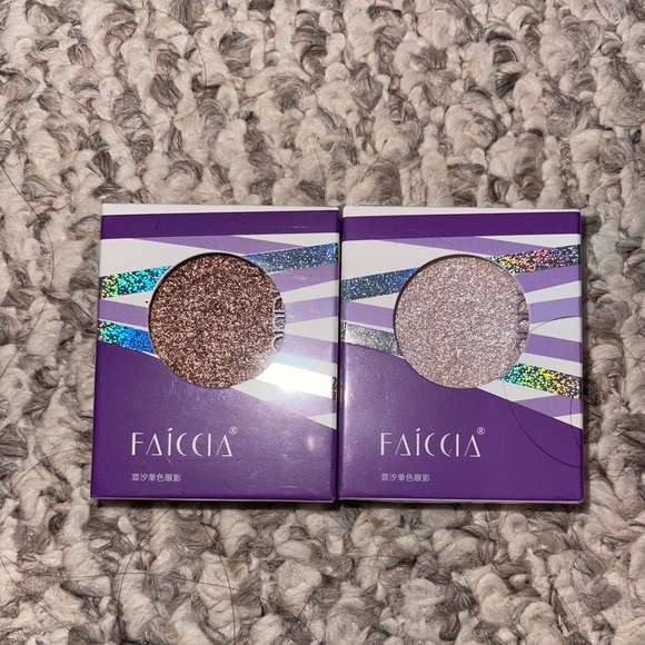 Diamond Eyeshadows - Picture 2 of 2